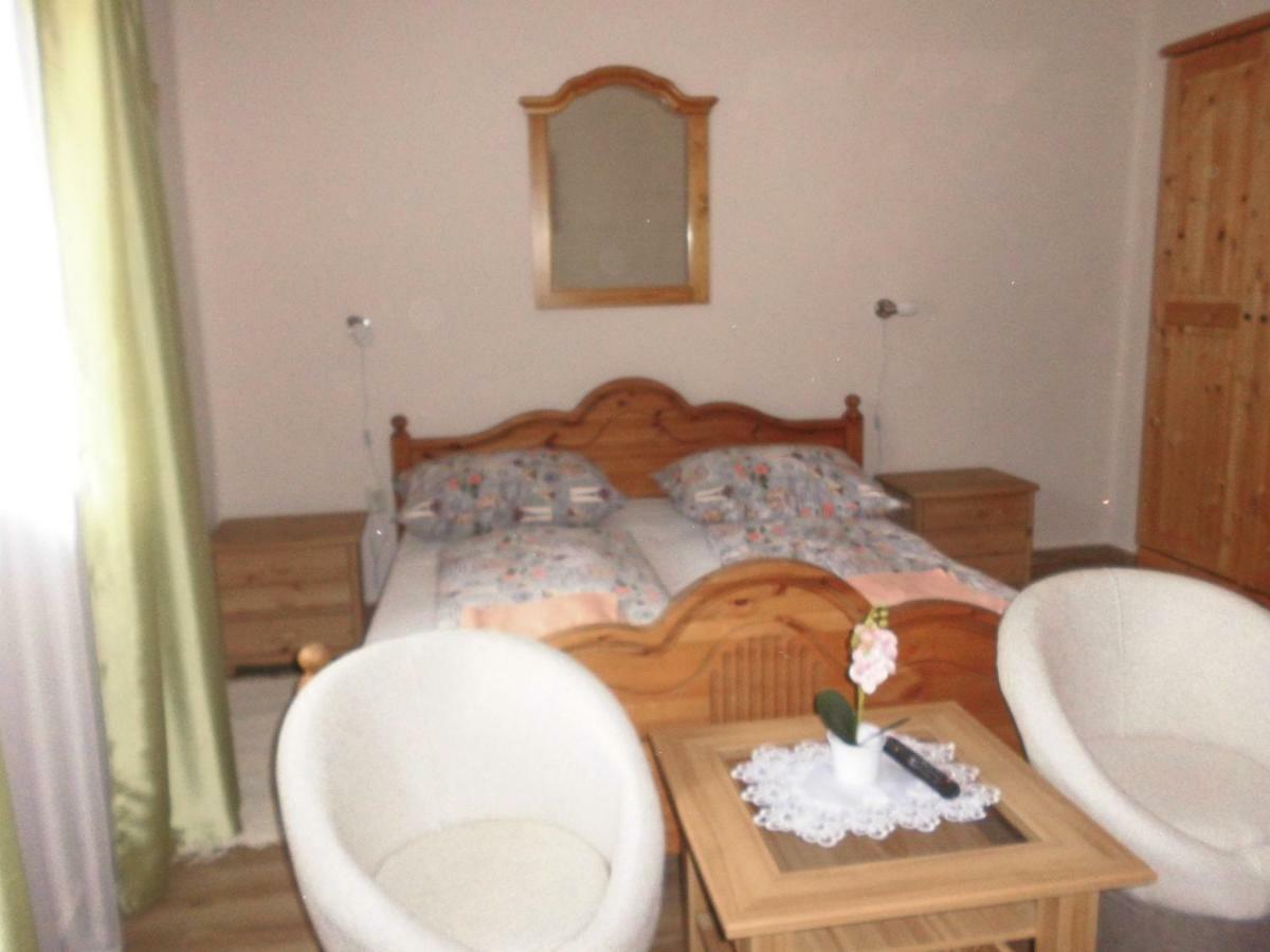 Napfeny Apartman ชารอชปาตัก ภายนอก รูปภาพ